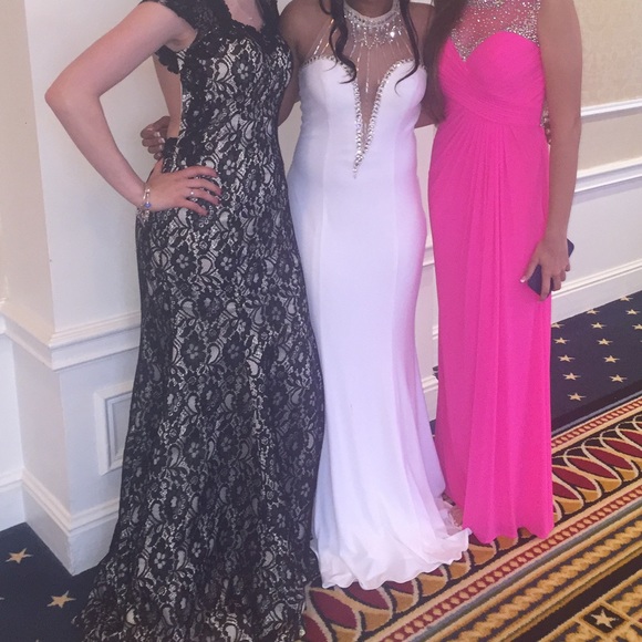 White Prom Dress Size 4 - Picture 4 of 4